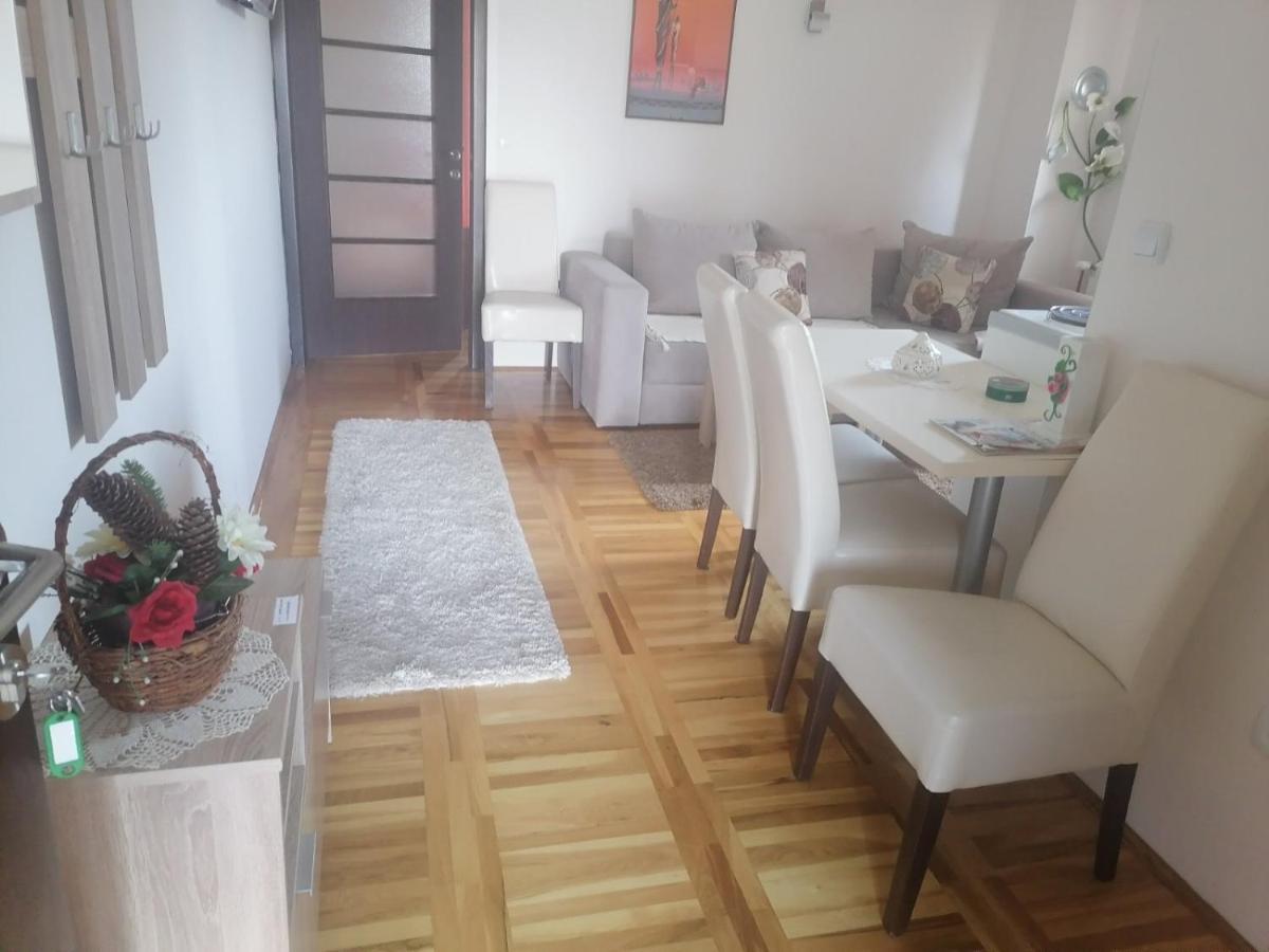 Apartmani Tarsko Sunce Kaludjerske Bare Exterior photo
