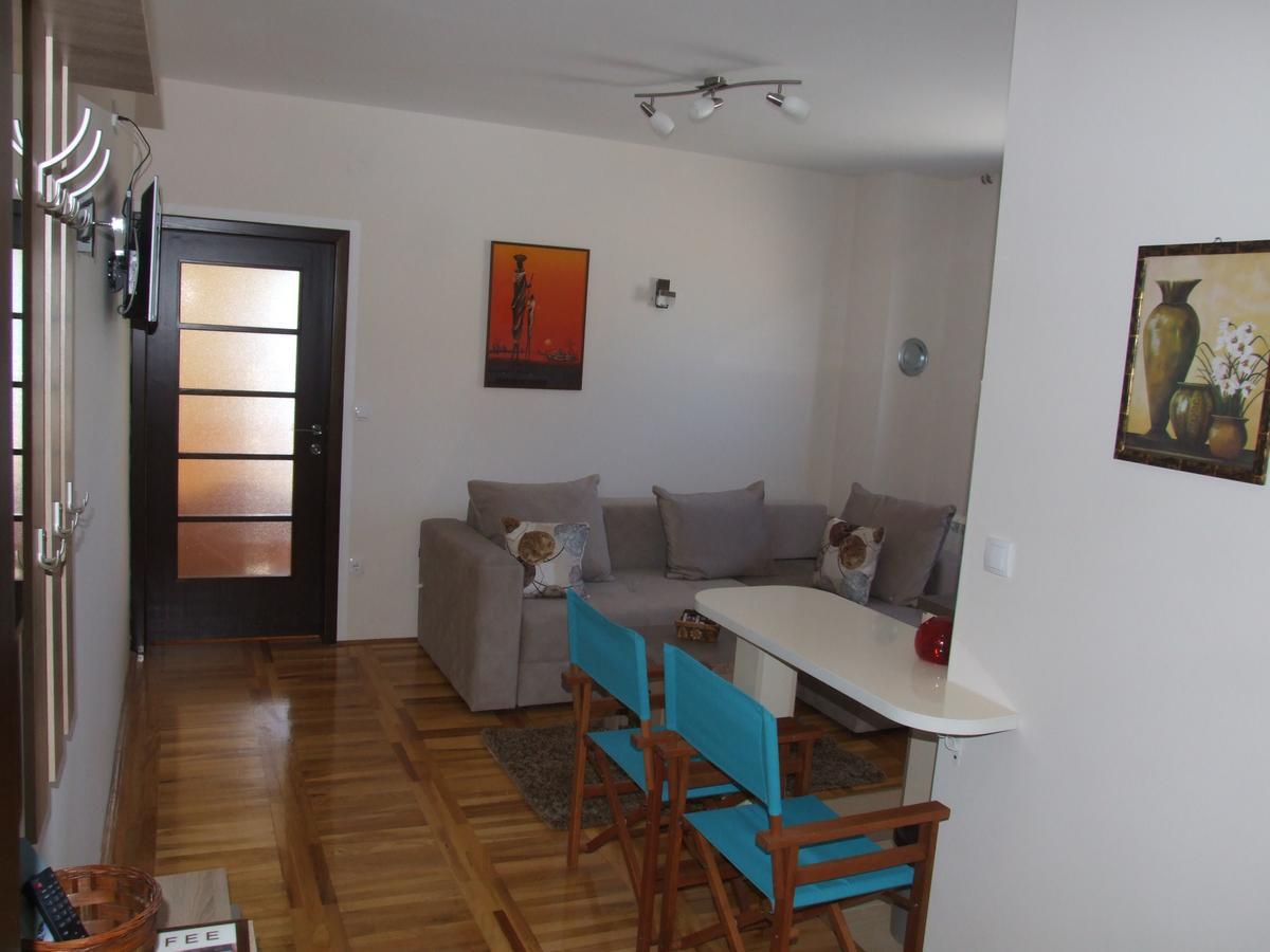 Apartmani Tarsko Sunce Kaludjerske Bare Exterior photo